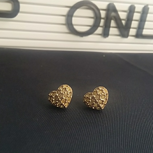 Sawatzky crystal heart earrings - Picture 1 of 7